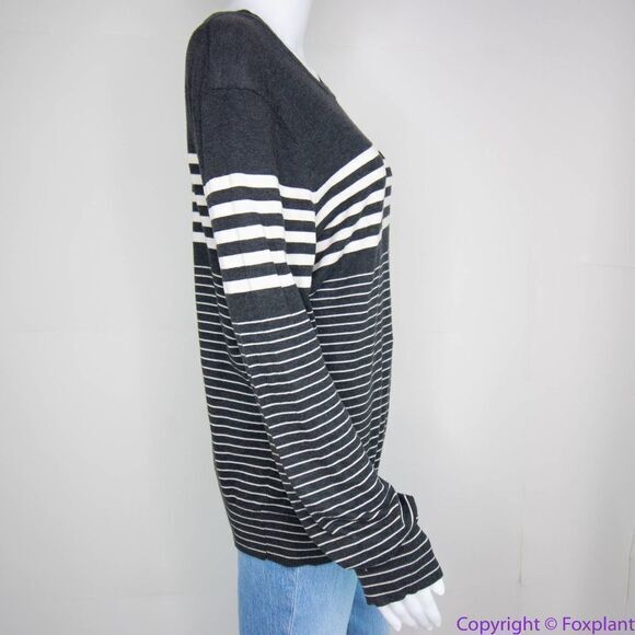 Vince 100% cotton grey stripe crewneck sweater, size Small - Picture 13 of 15